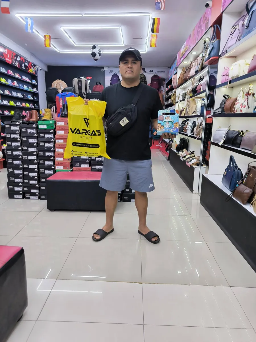 Vargas Store
